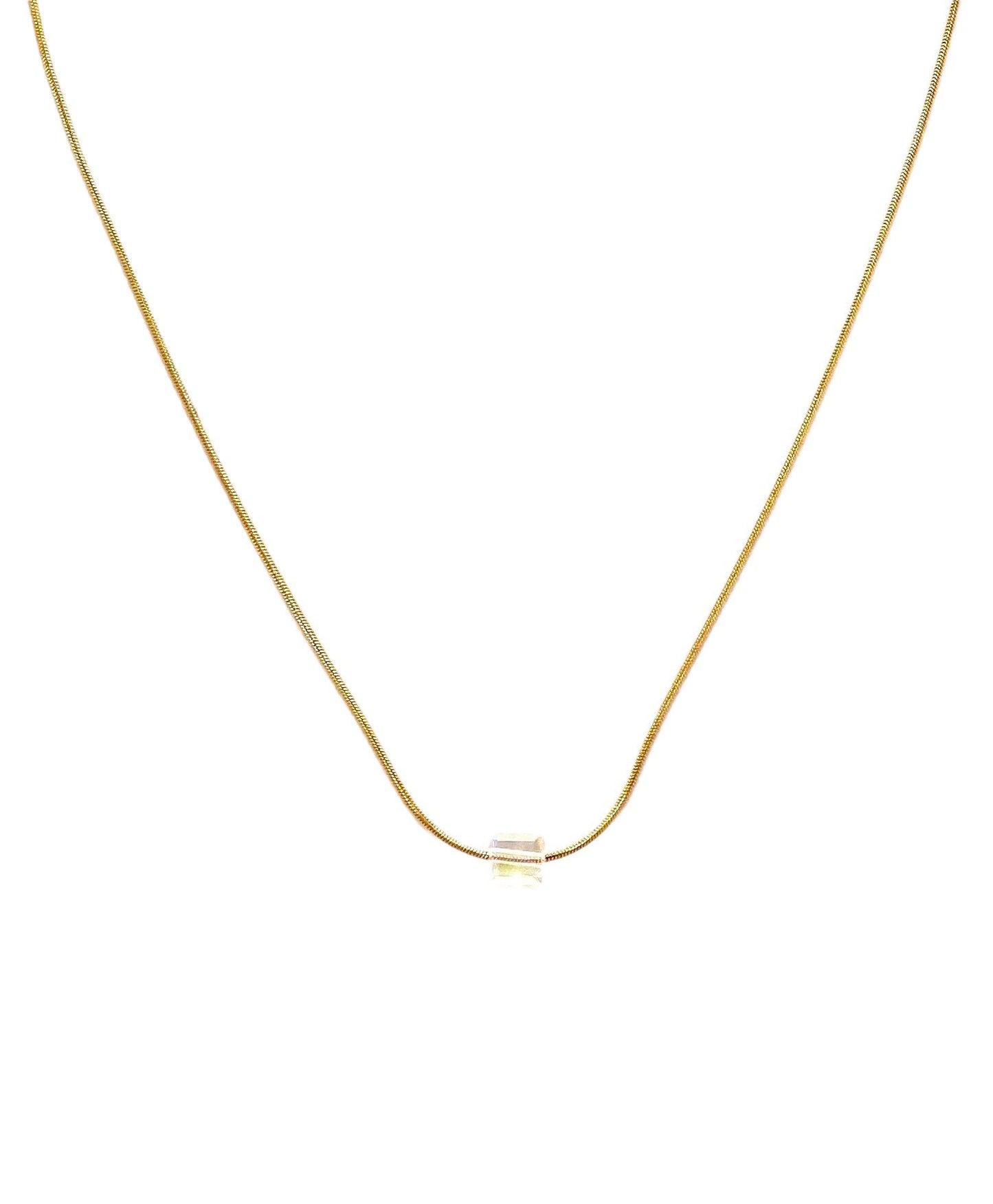 collar acero inoxidable para mujer con forma de cristal cuadrado