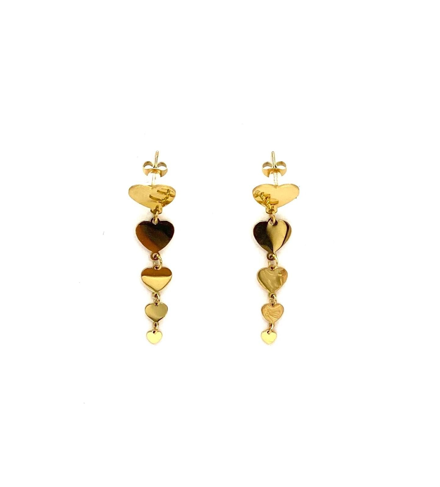 pendientes acero inoxidable para mujer con forma de cinco corazones